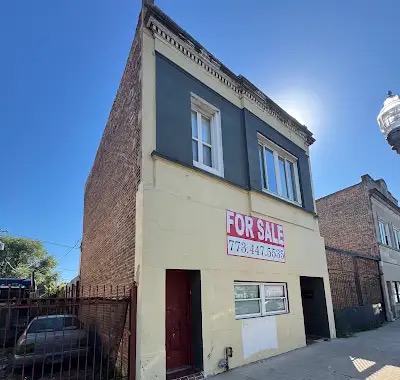 5025 S Ashland Ave